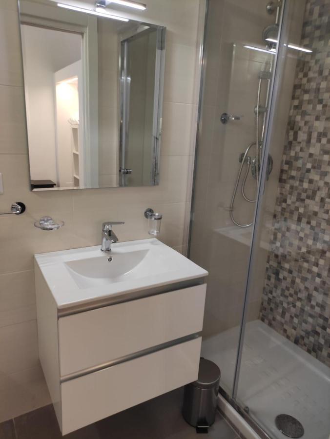 Mareluna Rooms Маргерита-ди-Савойя Экстерьер фото